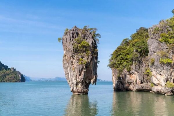 James Bond Island Tour by Speed Boat with Sea Canoe