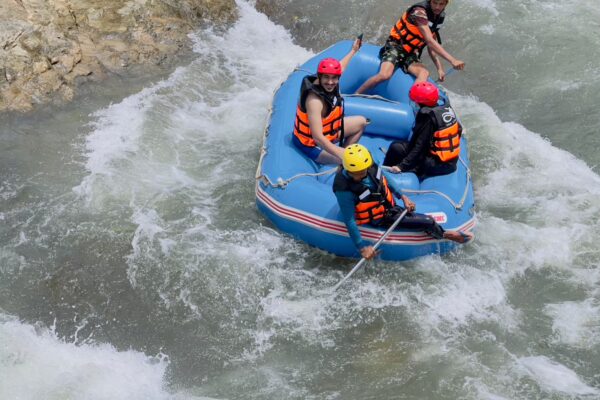 White Water Rafting at Song Preak