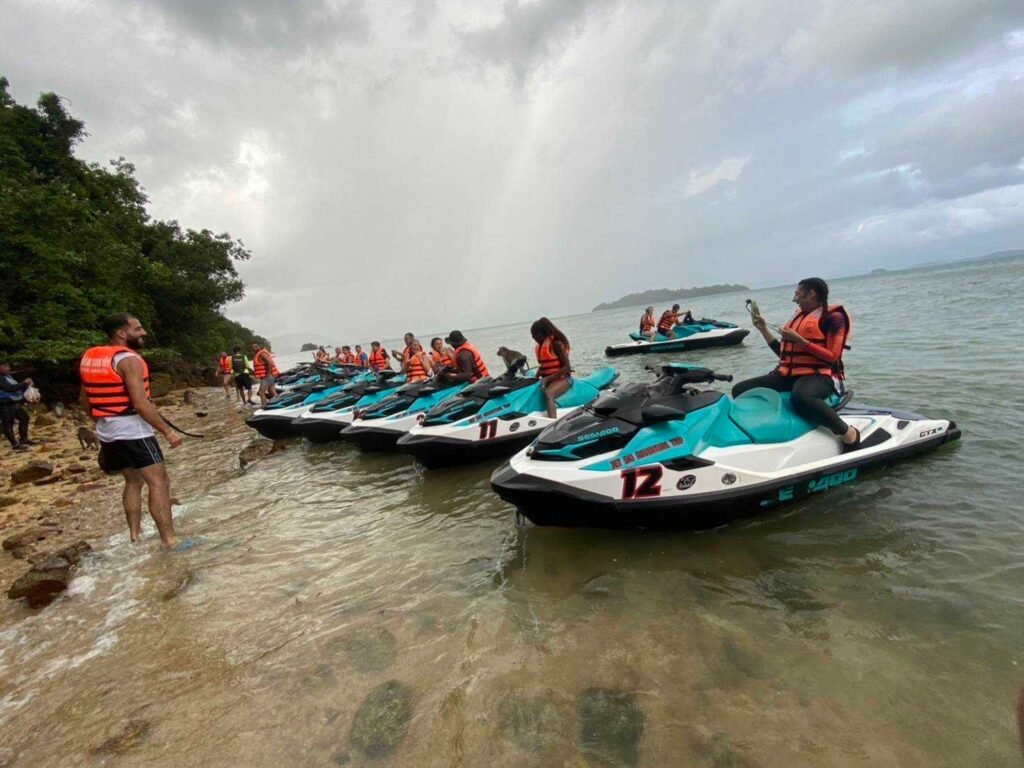 Jet Ski Fun Drive 6 Island 6 Points (Minimum 2 person) per ski