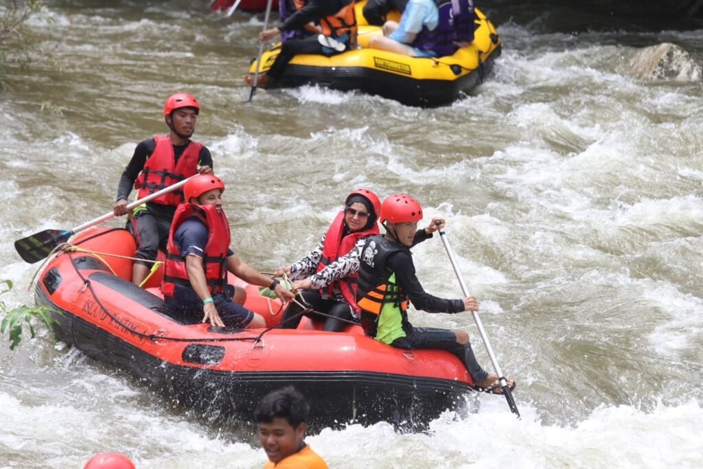 White Water Rafting Adventure at Song Preak National Park